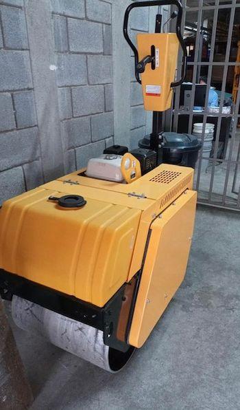 RODO VIBRATORIO DE 600 KGS 