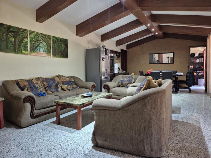 Casa en Venta en El Socorro de Carretera a El Salvador